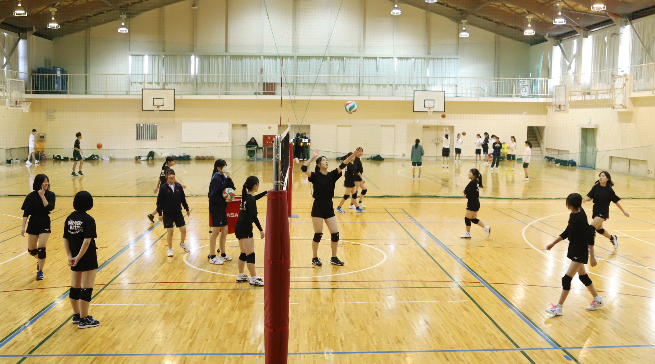 四日市西高校女子バレーボル部